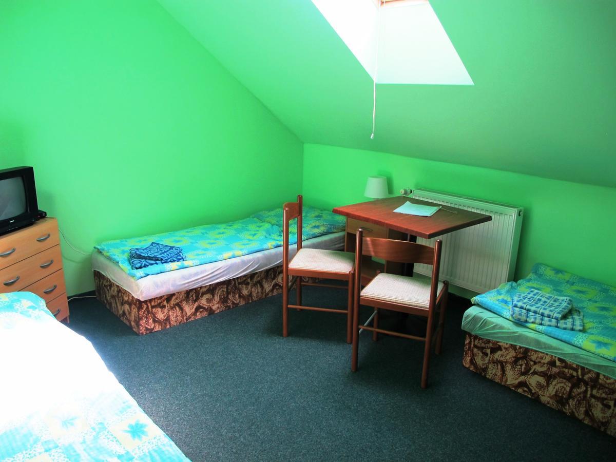 Hotel U Lisky Hostka  Екстер'єр фото