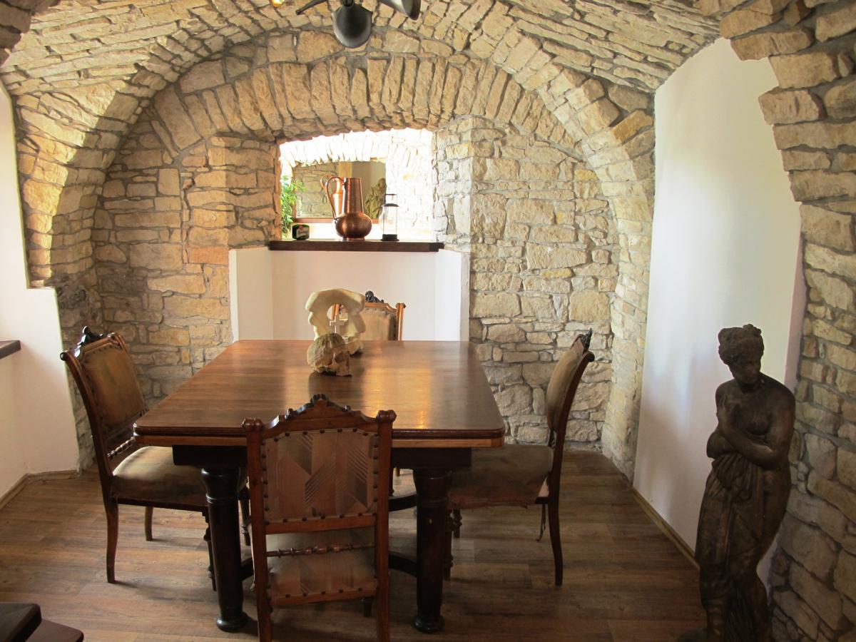 Hotel U Lisky Hostka  Екстер'єр фото